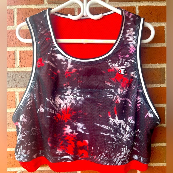 Champion Reversible Cropped Tank - Picture 4 of 5